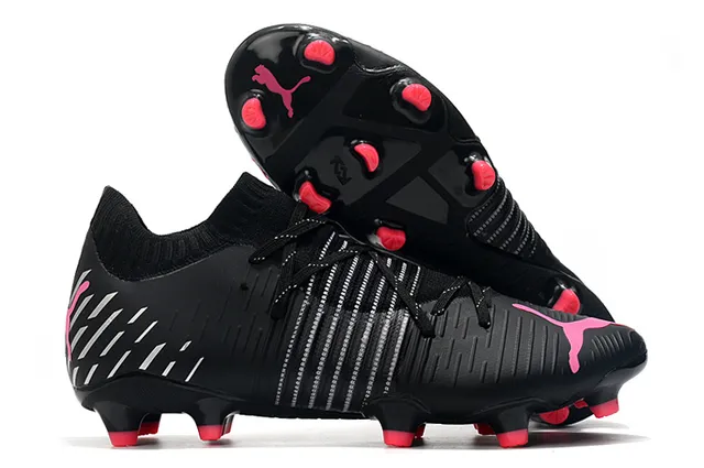 Adidas Chaussures de football noir rose avec overlay de motif de craquelure, accents vert lime néon, surface ferme 5