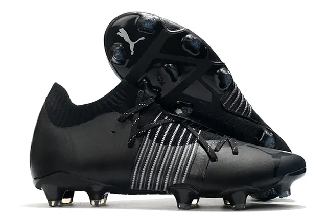 Adidas Chaussures de football noir rose avec overlay de motif de craquelure, accents vert lime néon, surface ferme 9