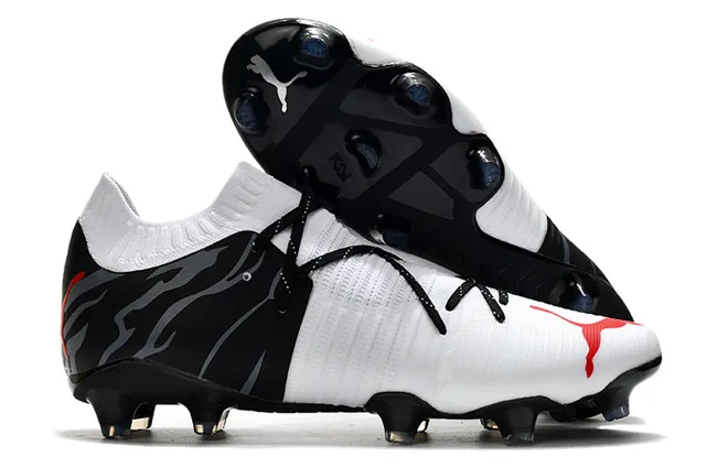 Adidas Chaussures de football noir rose avec overlay de motif de craquelure, accents vert lime néon, surface ferme 15