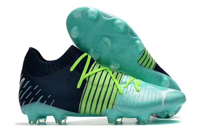Adidas Chaussures de football noir rose avec overlay de motif de craquelure, accents vert lime néon, surface ferme 16