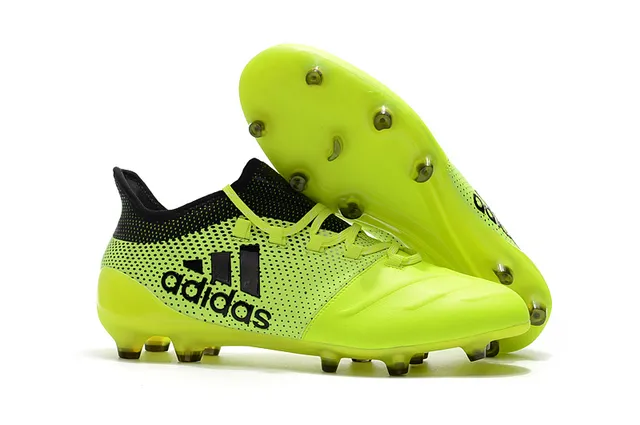 Adidas Noir Rouge Coupe Basse Col de Chaussette Système de Lacets Asymétrique Terrain Ferme Chaussures de Football 12