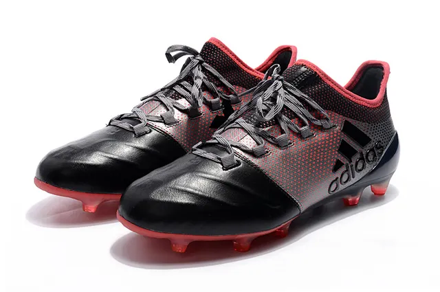 Adidas Noir Rouge Coupe Basse Col de Chaussette Système de Lacets Asymétrique Terrain Ferme Chaussures de Football 14