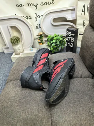Adidas Black Red Mesh Upper Three-Stripe Overlay Running Shoes 6