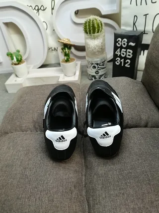 Adidas Black White Laceless Slip-On Quilted Upper Indoor Soccer Shoes 8