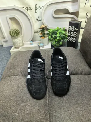 Adidas Black White Low-Top Suede-Like Upper Lifestyle Sneakers 10