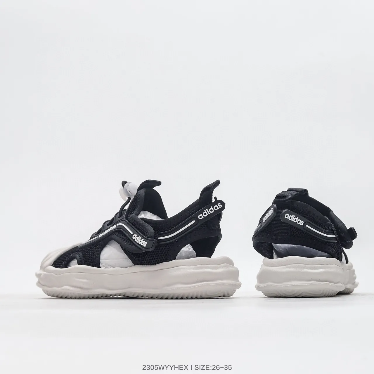 Adidas Sandales Casuales Noir et Blanc à Orteil Ouvert en Maille 7