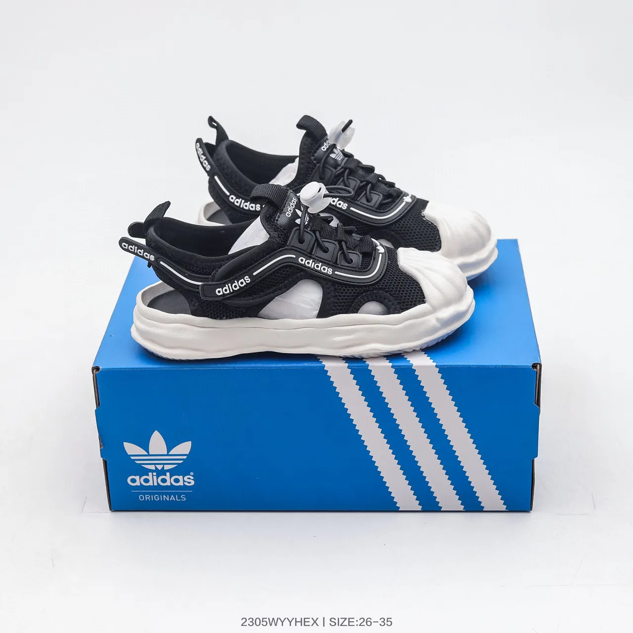 Adidas Sandales Casuales Noir et Blanc à Orteil Ouvert en Maille 10