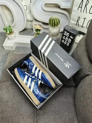 Adidas Blue Beige Crocodile-Embossed Leather Upper Three-Stripe Side Panel Lifestyle Sneakers 3