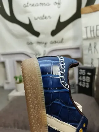 Adidas Blue Beige Crocodile-Embossed Leather Upper Three-Stripe Side Panel Lifestyle Sneakers 4
