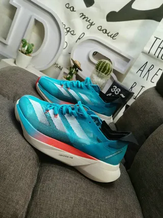 Adidas Blue Red Engineered Mesh Upper Three-Stripe Branding Running Shoes 7