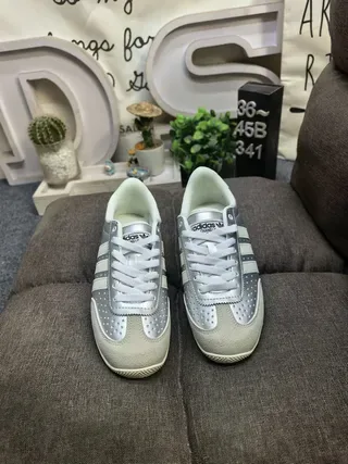 Adidas Campus Black and White Leather Lifestyle Sneakers 10
