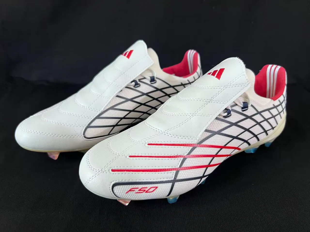Adidas F50 White Red Grid-Patterned Upper Iridescent Translucent Sole Firm-Ground Soccer Shoes 10