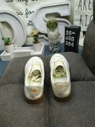 Adidas Gazelle Off-White and Brown Lifestyle Sneakers 9