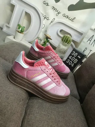 Adidas Gazelle Pink Suede White Stripes Brown Gum Lifestyle Sneakers 9