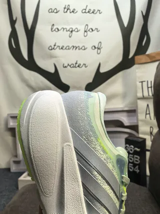 Adidas Chaussures de Running avec Upper en Maille Gris Vert Dégradé 3