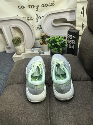 Adidas Chaussures de Running avec Upper en Maille Gris Vert Dégradé 8
