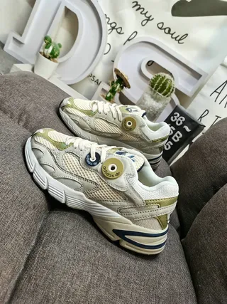 Adidas Gray White Layered Mesh And Synthetic Overlays Circular Heel Logo Chunky Sneakers 17