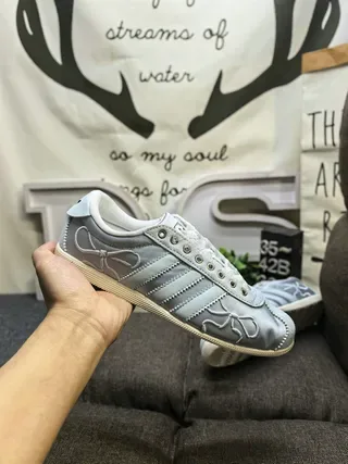Adidas Tênis Lifestyle Cinza Branco Low-Top Superior Metálico Prateado 5