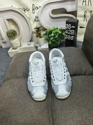 Adidas Tênis Lifestyle Cinza Branco Low-Top Superior Metálico Prateado 10