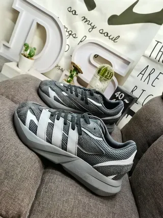 Adidas Gray White Mesh-and-Synthetic Upper Three-Stripe Side Panel Lifestyle Sneakers 7