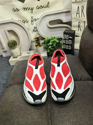 Adidas Hyperboost Orange White Laceless Slip-On Cage-Style Upper Lifestyle Sneakers 10