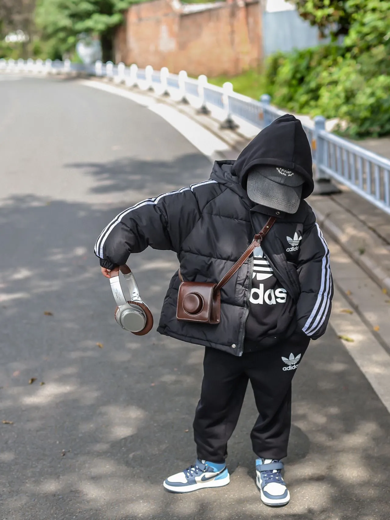 Adidas শিশুদের জন্য কুইল্টেড হুডযুক্ত স্ন্যাপ-ফ্রন্ট ডাউন জ্যাকেট 3
