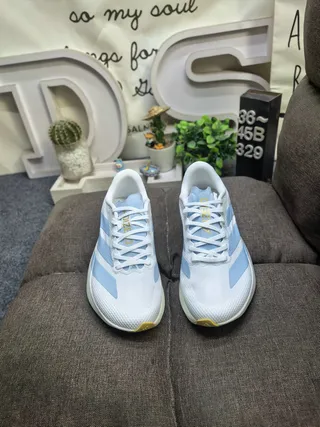 Adidas Lightstrike Pro White Blue Engineered Mesh Upper Sculpted Foam Midsole Running Shoes 10