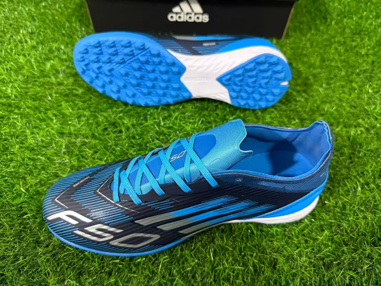 Adidas Bleu Marine Bas Synthétique Haut Graphiques Dynamiques Ligne de Vitesse Herbe Artificielle Chaussures de Football 4