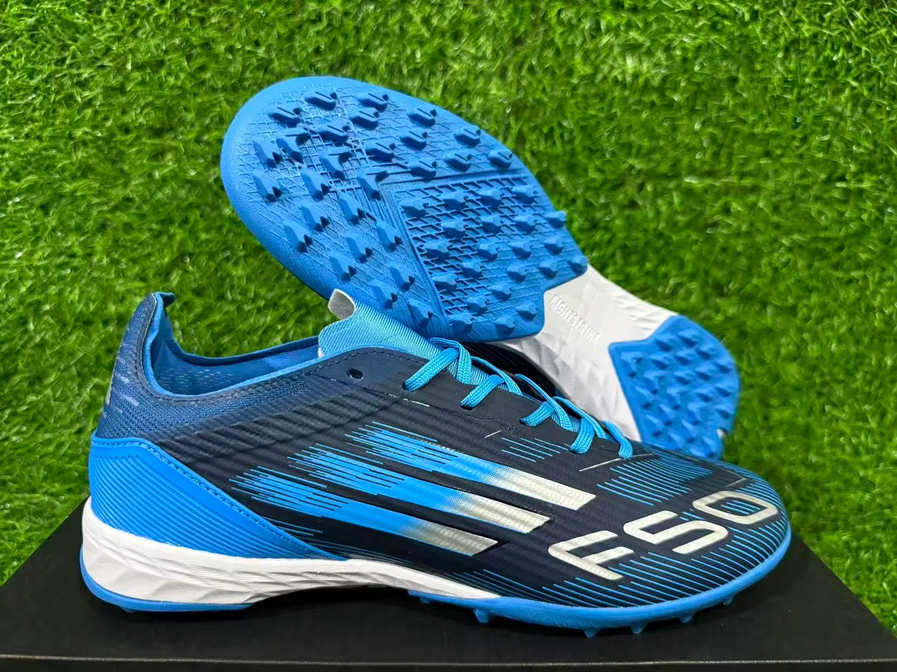 Adidas Bleu Marine Bas Synthétique Haut Graphiques Dynamiques Ligne de Vitesse Herbe Artificielle Chaussures de Football 17