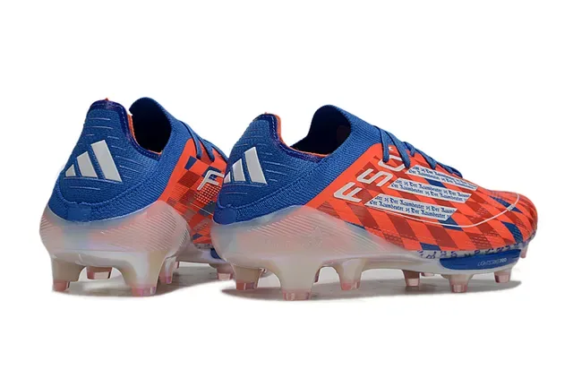 Adidas Chaussures de Football Orange et Bleu Bas Tricot Haut Motif Géométrique Terrain Firme 5
