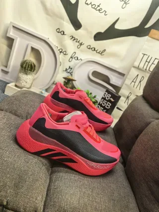 Adidas Pink Black Knit Upper Sculpted Midsole Lifestyle Sneakers 9