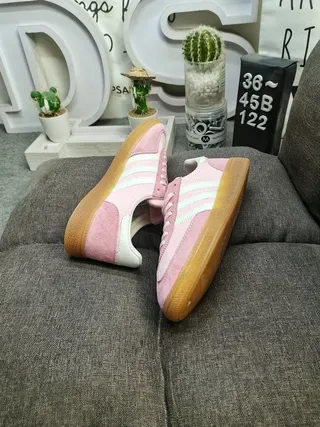 Adidas Tênis Lifestyle com Corduroy Superior de Camurça Rosa e Branco 6