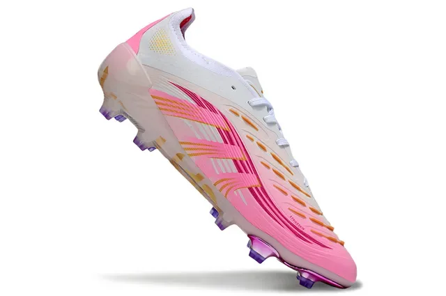 Adidas Sapatos de futebol rosa branco com padrão ondulado, upper sintético, contra-helix iridiscente, sola para campo firme 7