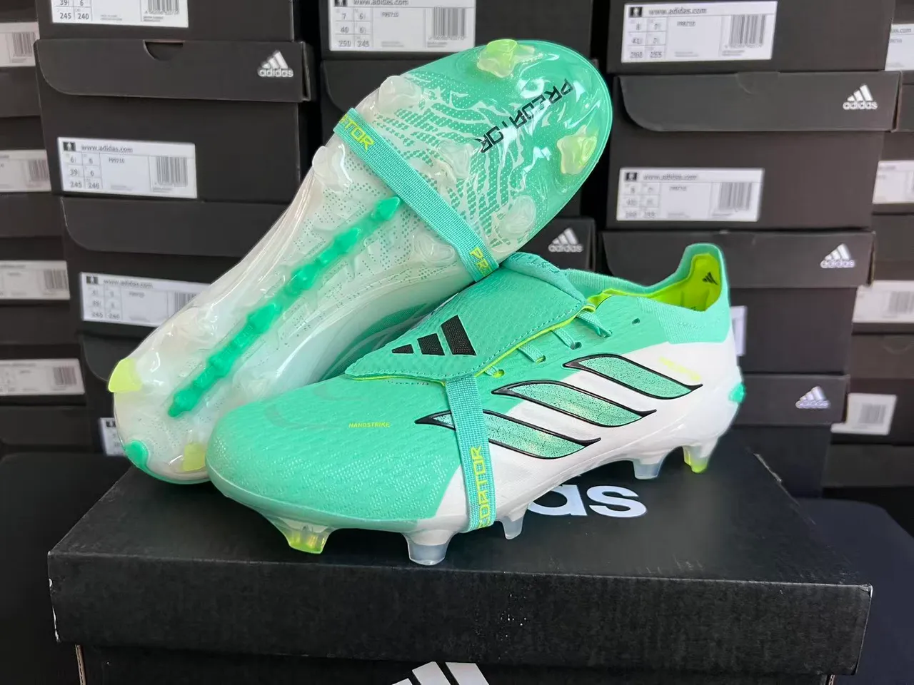 Adidas Predator Green White Lace-Cage Upper Translucent Sole Firm-Ground Soccer Shoes 8