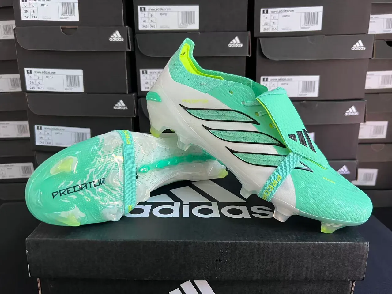 Adidas Predator Green White Lace-Cage Upper Translucent Sole Firm-Ground Soccer Shoes 10