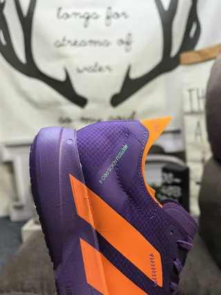 Adidas zapatillas moradas y naranjas para correr 3