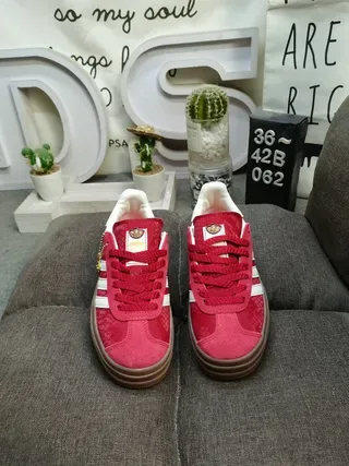 Adidas Red White Low-Top Textured Upper Lifestyle Sneakers 10