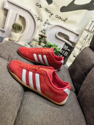 Adidas Red White Suede Upper Three-Stripe Side Panel Lifestyle Sneakers 7
