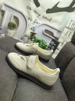 Adidas Samba Black and Beige Lifestyle Sneakers 17