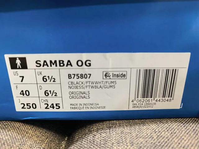 Adidas Samba Black and White Leather Lifestyle Sneakers 2