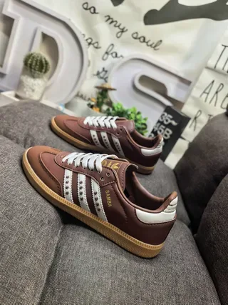 Adidas Samba Brown and Cream Lifestyle Sneakers 7