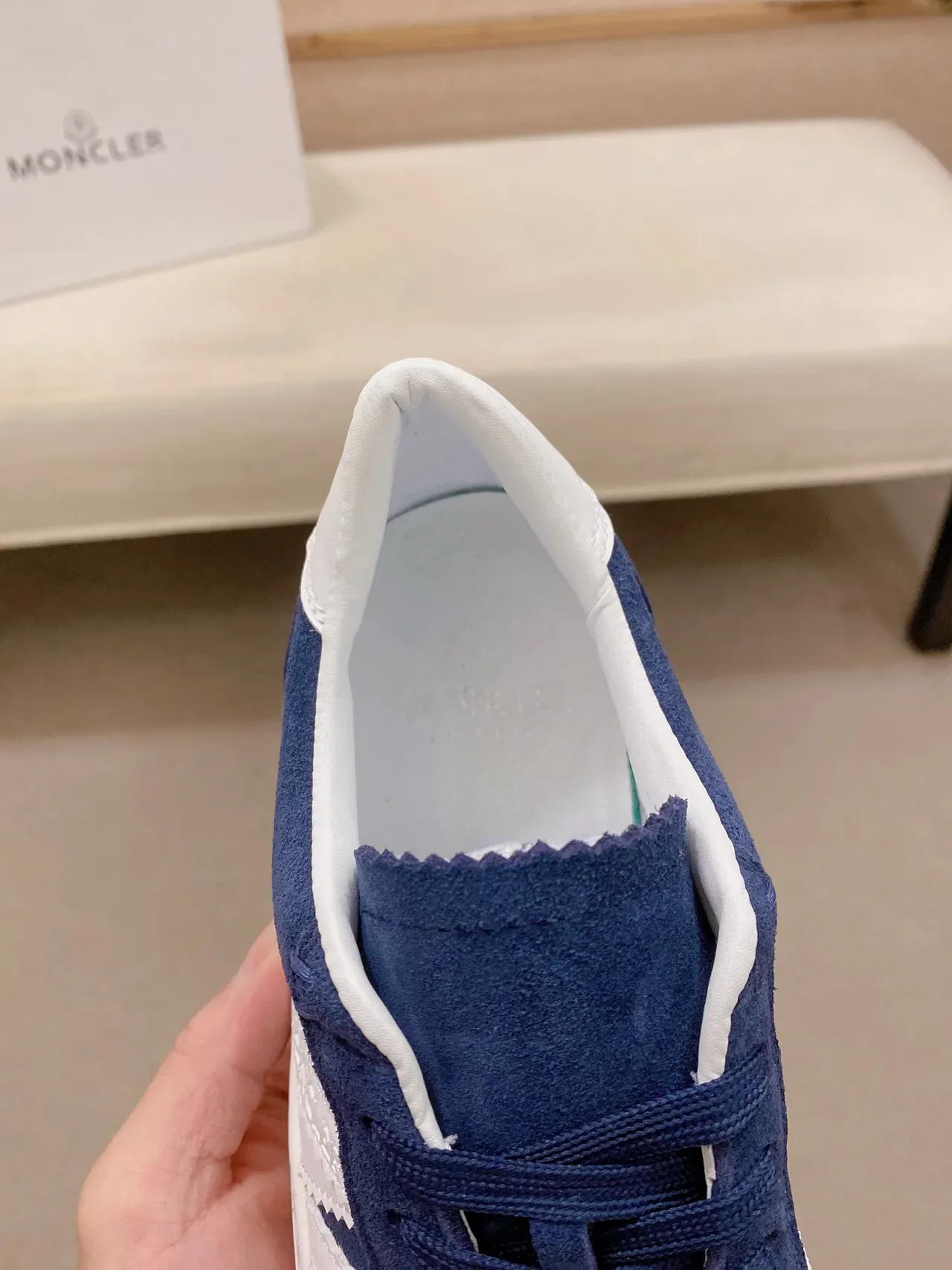 Adidas Samba Navy et Blanc Daim Lifestyle Sneakers 4