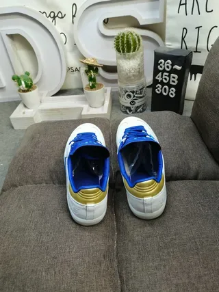 Adidas Samba White Blue Low-Top Three-Stripe Side Panel Sneakers 8