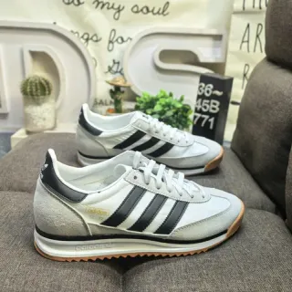 Adidas SL 72 White Black Gum Lifestyle Sneakers