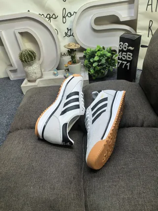 Adidas SL 72 White Black Gum Lifestyle Sneakers 6