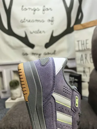 Adidas Spezial Lavender Suede Three-Stripe Lifestyle Sneakers 3