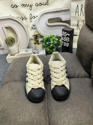 Adidas Superstar Beige Black Shell-Toe Three Stripes Lifestyle Sneakers 10