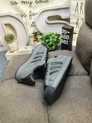 Adidas Superstar Chaussures lifestyle gris foncé et noir 6