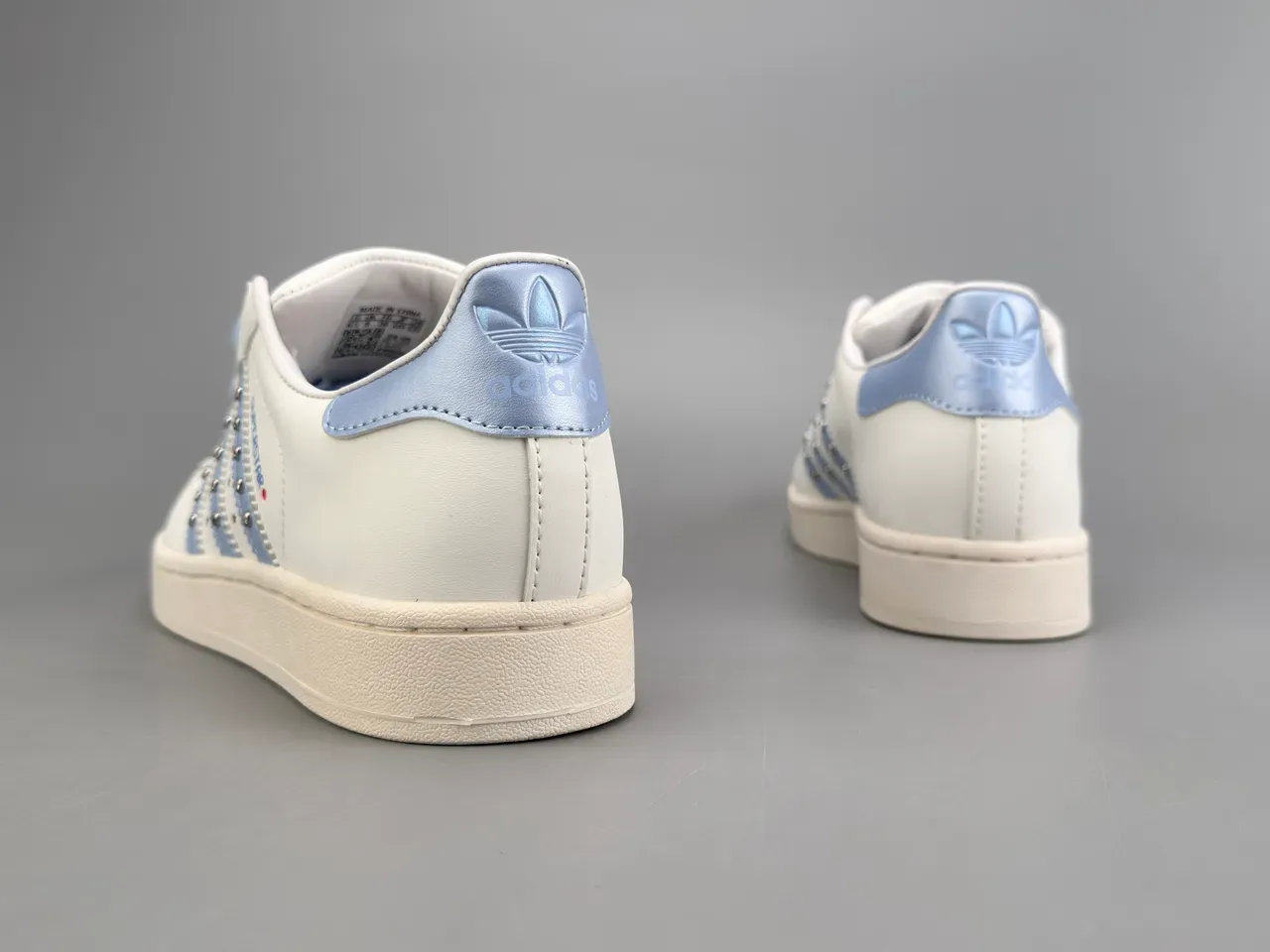 Sneakers Adidas Superstar Studded Light Blue Accent Lifestyle 8