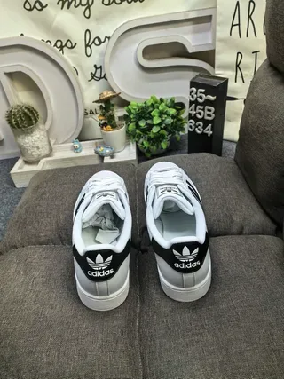 Adidas Superstar White Black Lifestyle Sneakers 8
